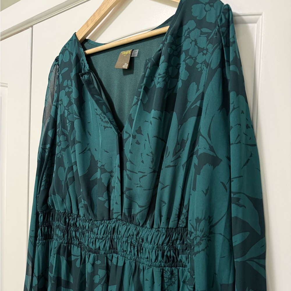 Plus Size Taylor Smocked Waist Chiffon Maxi Dress 20W - Picture 6 of 12